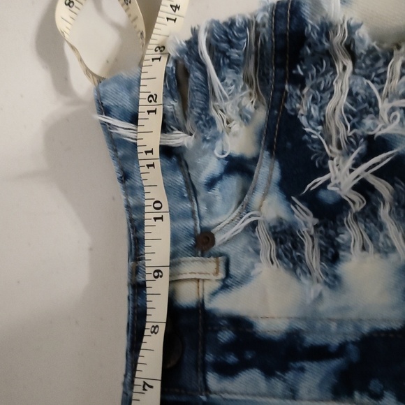 Calvin Klein jeans beyond distressed extreme distressed size8 highrise - Picture 6 of 12